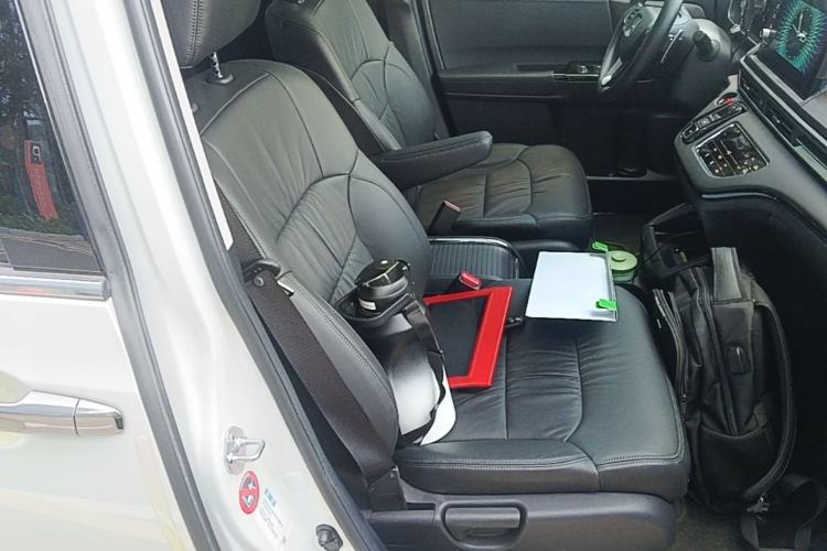 Used Honda Odyssey 2024 2.0L eHEV Sharp & Smart Edition