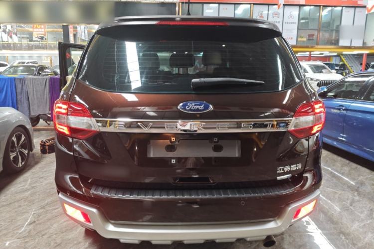 Used Ford Everest 2016 2.0T Gasoline Automatic 4x4 Flagship Edition

