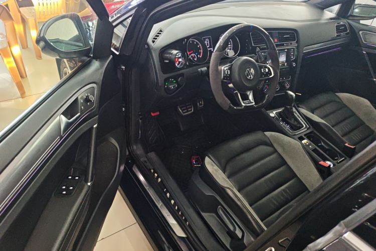 Used Volkswagen Golf 2017 280TSI Automatic R-Line Million-Vehicle Commemorative Edition