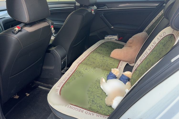 Used Volkswagen C-TREK 2018 1.5L Automatic Comfort Model Interior 1