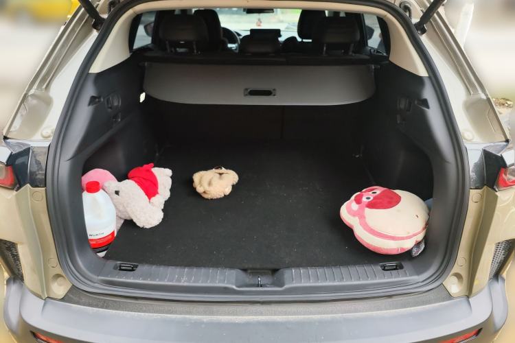 Used Mazda CX-50 2023 2.5L Smart Drive Version Trunk