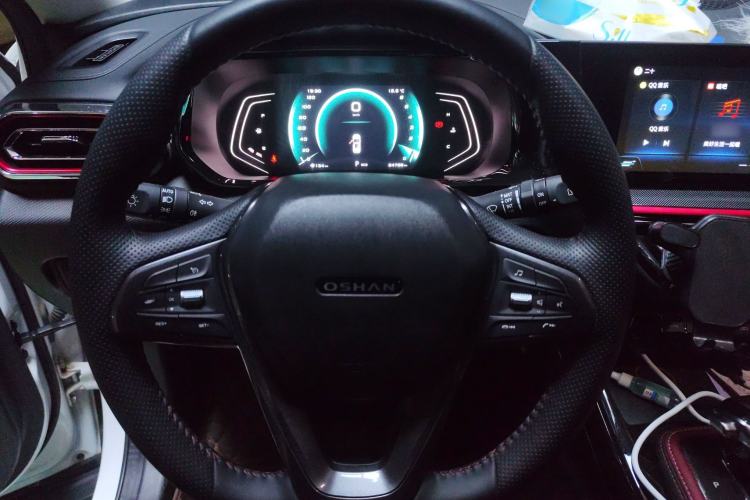 Used CHANGAN OSHAN X5 2021 1.5T DCT Prestige Edition Steering Wheel