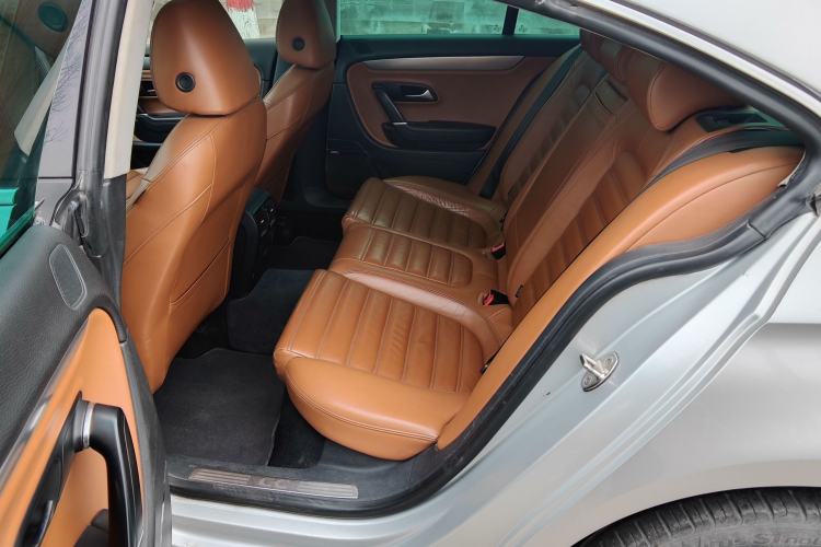 Used Volkswagen FAW-Volkswagen CC 2011 2.0 TSI Ultimate Edition Left Rear Seat