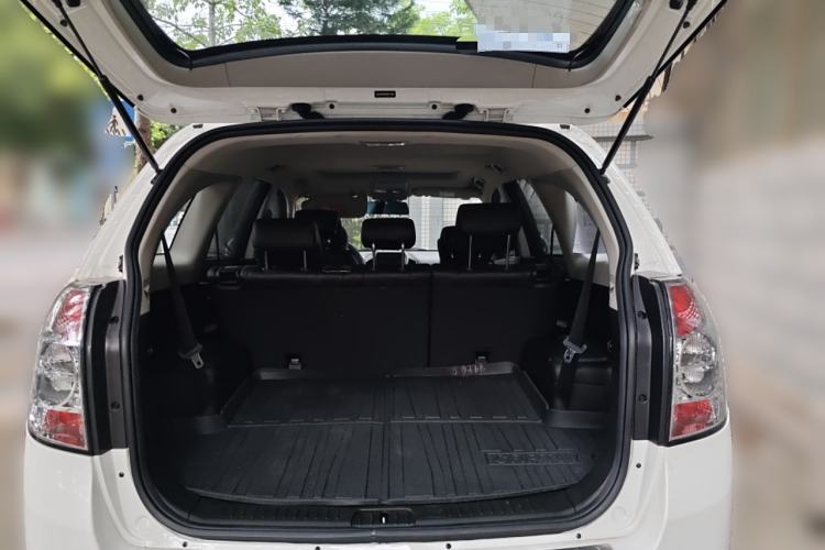 Used Chevrolet Captiva 2014 2.4L 4x4 Flagship Edition 7 Seats
