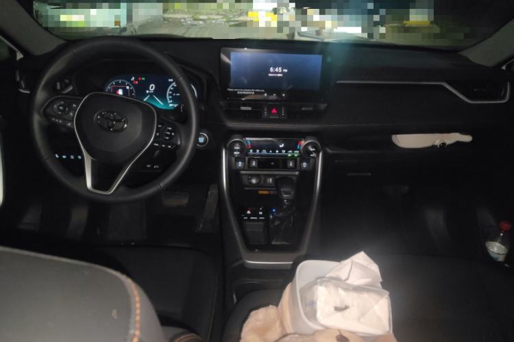 Used Toyota RAV4 2024 2.0L CVT Two-Wheel Drive Fashion Plus Edition
