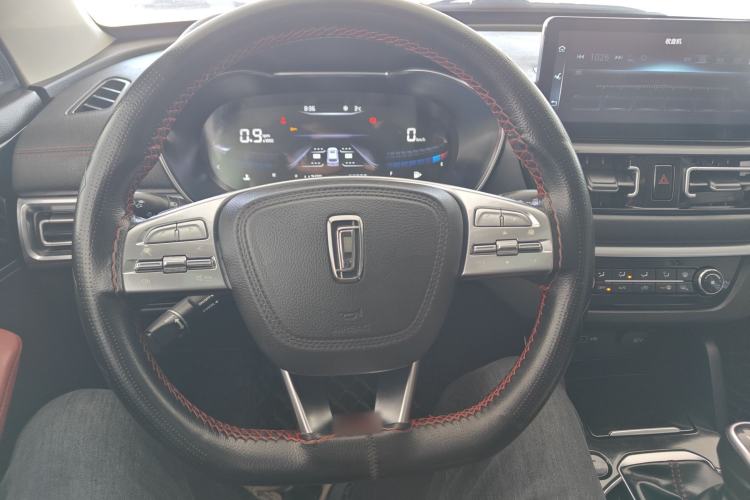 Used Bestune T33 2019 1.6L Manual Luxury Edition China VI
