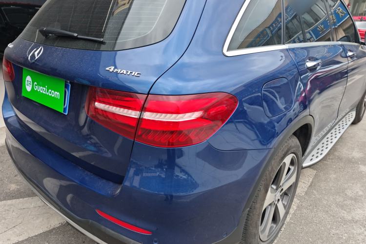 Used Mercedes-Benz GLC 2017 GLC 260 4MATIC Luxury Model
