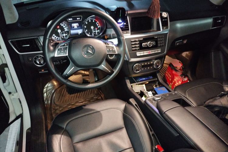 Used Mercedes-Benz M-Class 2014 ML 320 4MATIC