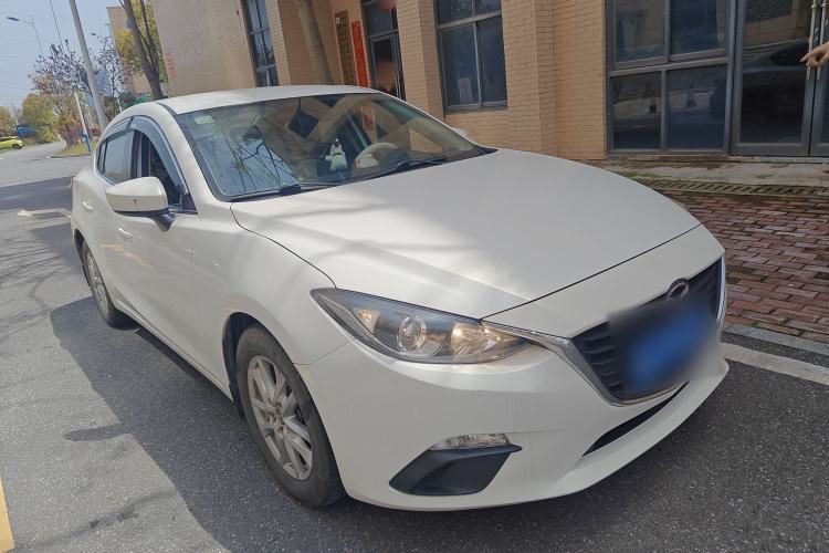 Used Mazda 3 Axela 2014 Sedan 1.5L Automatic Comfort Model Front Right 45 Deg