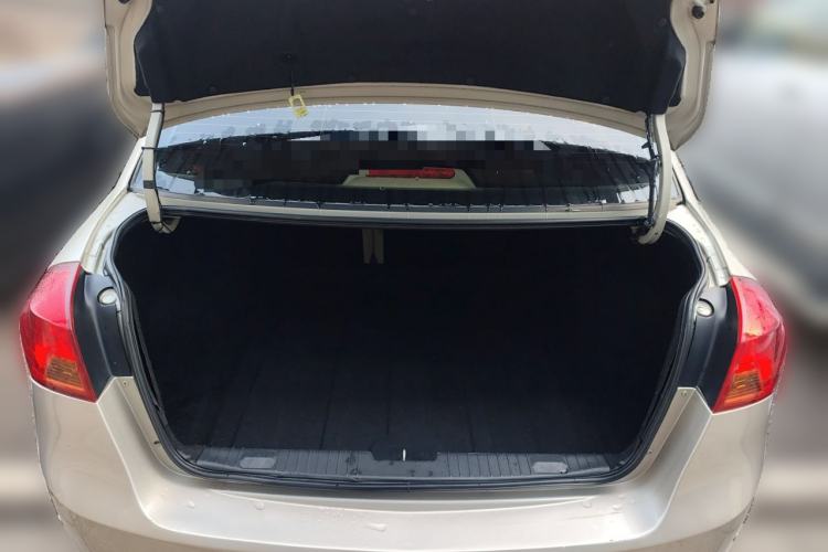 Used Buick Excelle 2015 1.5L Automatic Classic Model Trunk