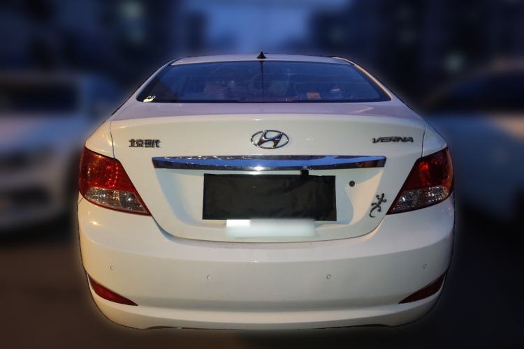 Used Hyundai Verna (older generation) 2010 Sedan 1.4L Automatic Comfort Model GS
