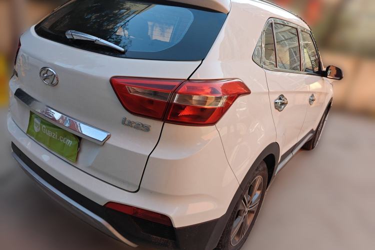 Used Hyundai ix25 2015 1.6L Automatic Two-Wheel Drive Smart GLS Trim Rear Right 45 Deg