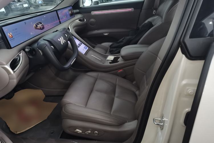 Used IM L6 2025 Ultra Model Left Front Seat