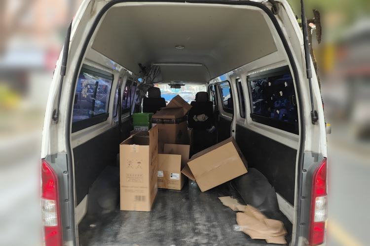 Used Foton Scenic G7 2020 2.4L Commercial Version Long Wheelbase High-Roof 6-Seater Business Vehicle China VI Emission Standard Model 4K22D4M