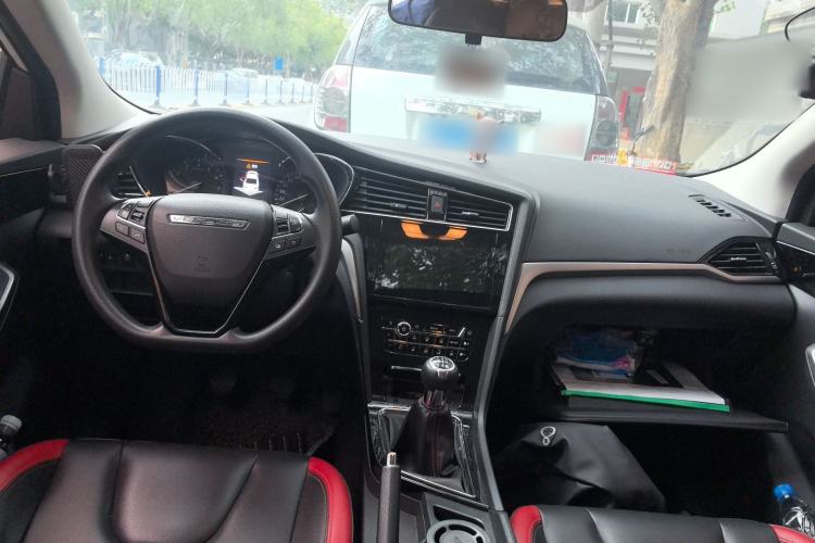 Used Venucia D60 2018 1.6L Manual Smart Connect Elite Edition