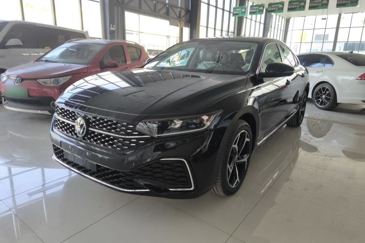 Used Volkswagen Passat 2026 Model, Outstanding 380TSI Xingkong Longteng Edition