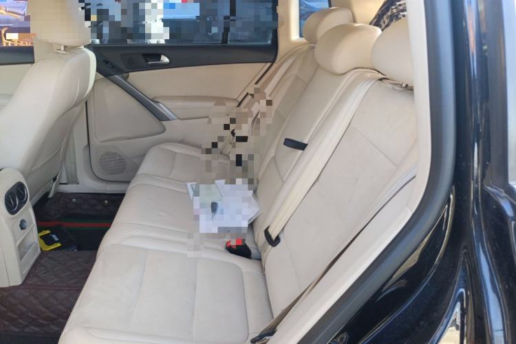 Used Volkswagen Tiguan 2010 2.0 TSI Automatic All-Wheel Drive Flagship Edition Left Rear Seat