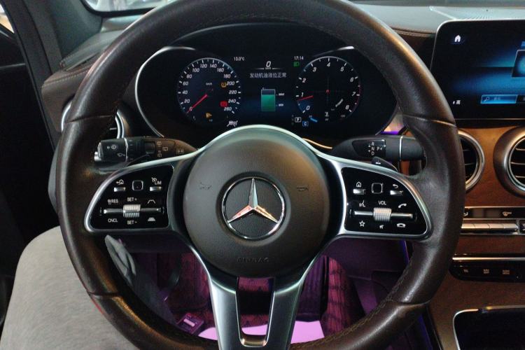 Used Mercedes-Benz GLC 2022 Facelifted GLC 300 L 4MATIC Luxury Edition Steering Wheel