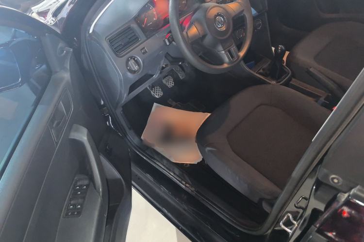 Used Volkswagen Santana 2015 1.4L Manual Fashion Edition Driver Seat