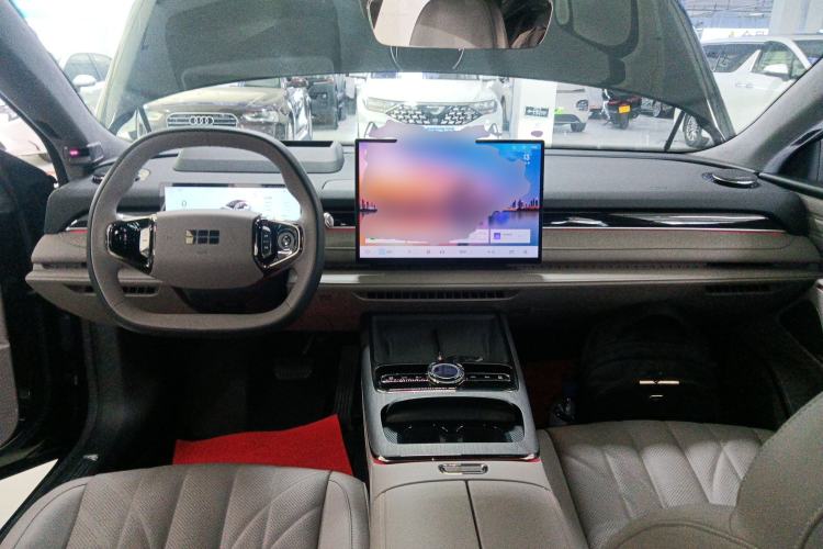 Used Geely Galaxy 8 2025 130km EM-P Starship Edition
