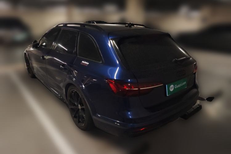 Used Audi A4 2023 allroad quattro
