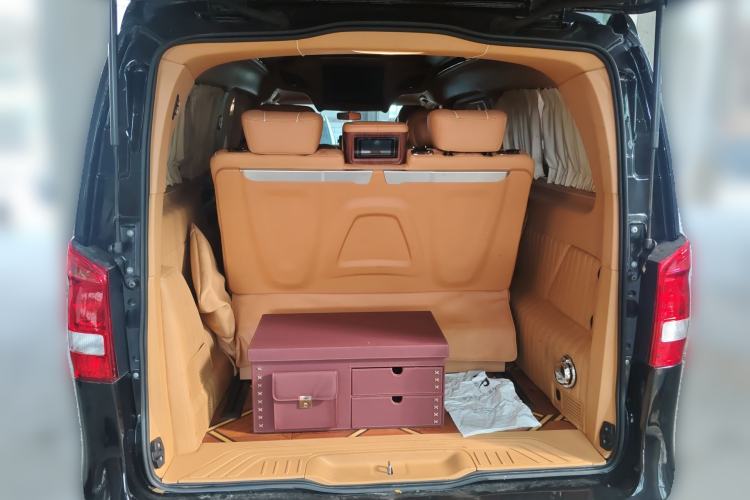 Used Mercedes-Benz Vito 
