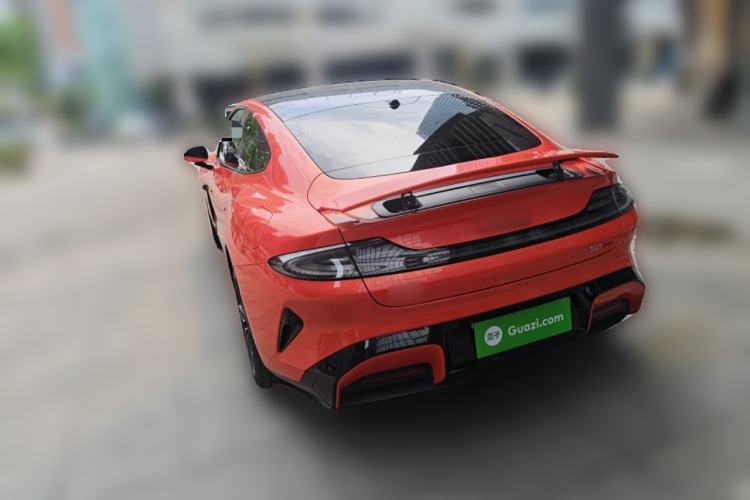 Used Xiaomi Auto SU7 2024 Four-Wheel Drive Ultra-Long Range Advanced Intelligent Driving Max Edition
