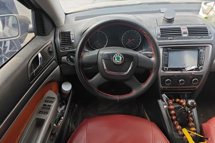Used Skoda Octavia 2012 1.6L Manual Yijie Edition