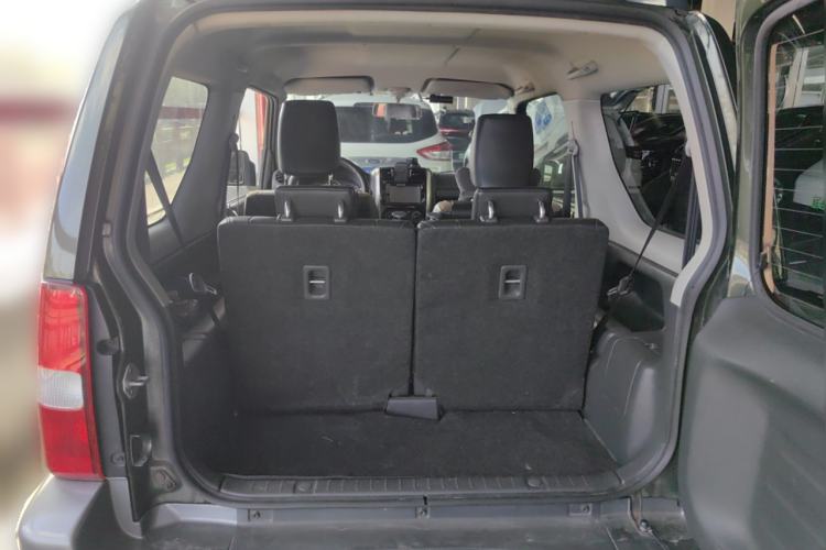 Used Suzuki Jimny 2015 1.3 AT Mode3 Navigation Edition
