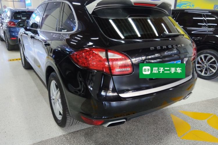 Used Porsche Cayenne 2014 Cayenne Platinum Edition 3.0T Exterior 2