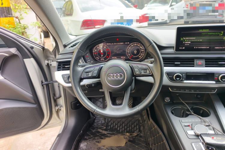 Used Audi A4L 2019 40 TFSI Fashion Edition China VI Emission Standard
