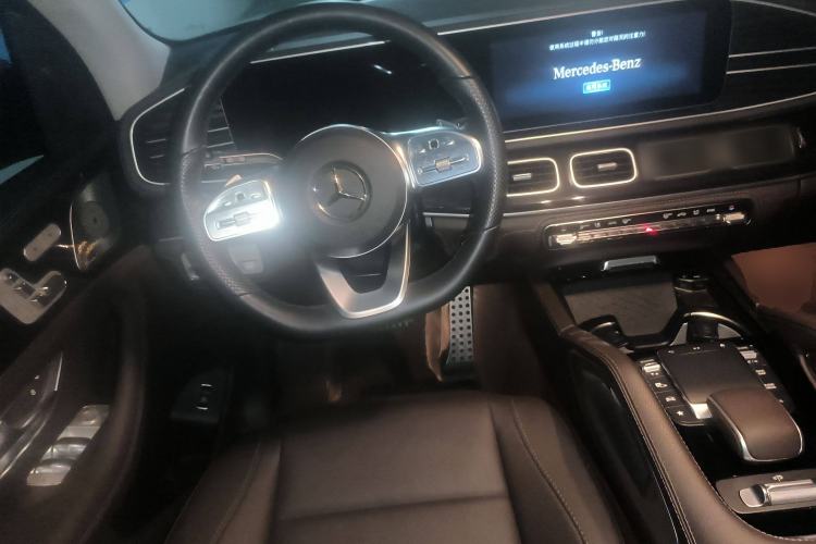 Used Mercedes-Benz GLS 2023 GLS 450 4MATIC Stylish Model Steering Wheel