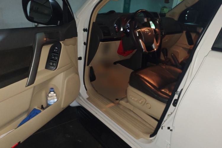 Used Toyota Prado 2014 2.7L Automatic Standard Edition
