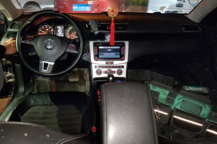 Used Volkswagen Magotan 2015 1.8TSI Luxury Model
