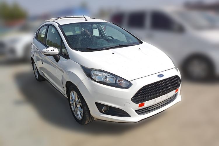 Used Ford Fiesta 2013 Hatchback 1.5L Automatic Fashion Edition Front Right 45 Deg