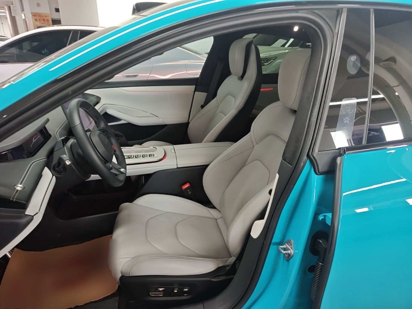 Xiaomi Auto SU7 2024 Four-Wheel Drive Ultra-Long Range Advanced Intelligent Driving Max Edition — снимка 17