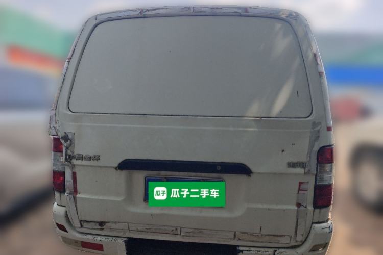 Used Jinbei Hiace 2018 2.0L Fifth-Generation Box Truck Standard Roof 2 Seats 4G21C