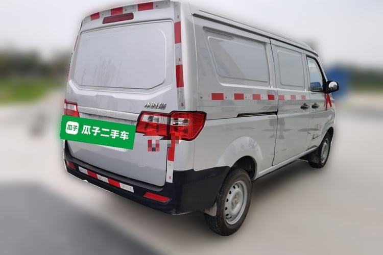Used Jinbei Hiace X30 2023 1.5L Super-Enjoyment Van 2/5 Seats Non-Air-Conditioned Version SWC15M