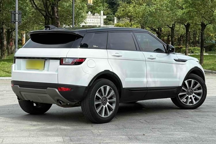 Used Land Rover Range Rover Evoque 2018 240 PS SE Smart Brilliance Edition