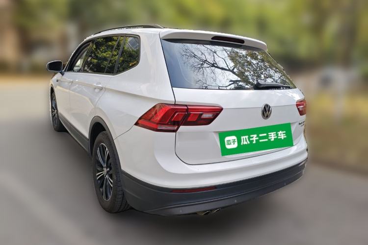 Used Volkswagen Tiguan L 2020 330TSI Automatic Two-Wheel Drive Luxury Edition China VI Standard