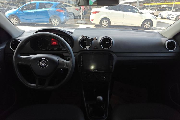 Used Volkswagen Jetta 2017 1.4L Manual Fashion Edition