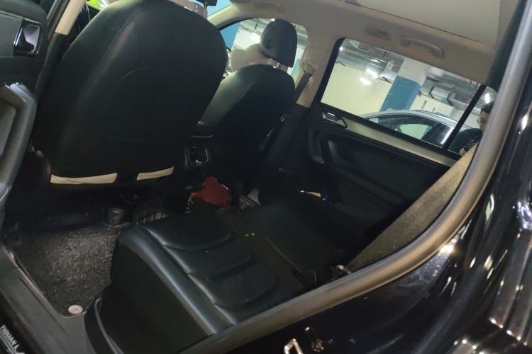 Used Volkswagen Tiguan L 2019 330TSI Automatic Two-Wheel Drive Smart Luxury Version China V Emission Standard