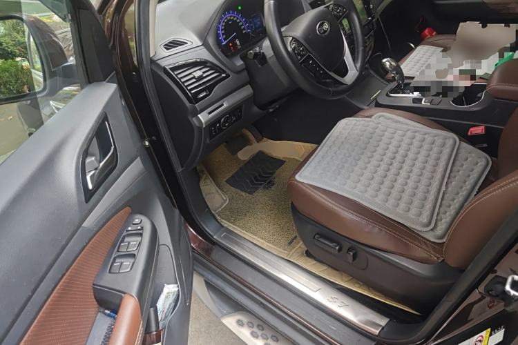 Used BYD S7 2015 2.0T Upgraded Automatic Luxury Version
