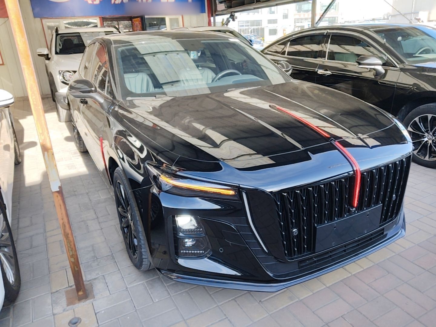 Hongqi H5 2025 1.5T DCT Xuan Ying Edition — снимка 3