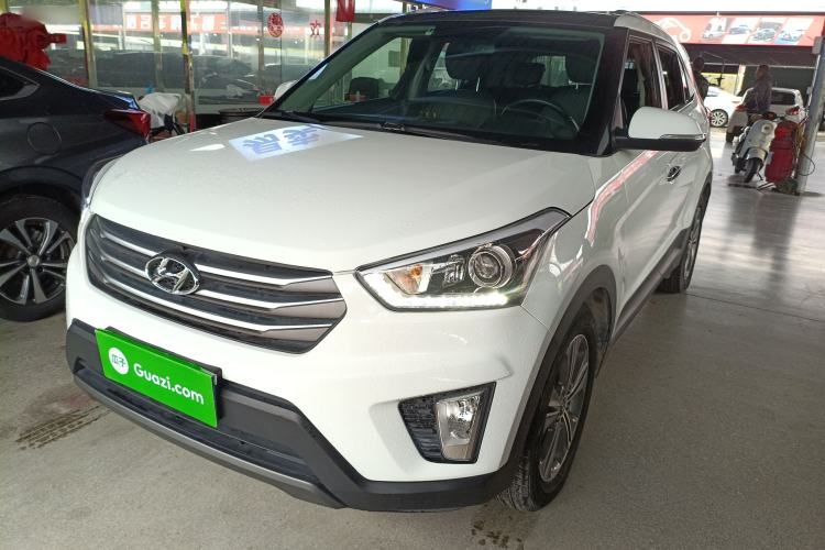 Used Hyundai ix25 2015 1.6L Automatic Two-Wheel-Drive Deluxe DLX Model