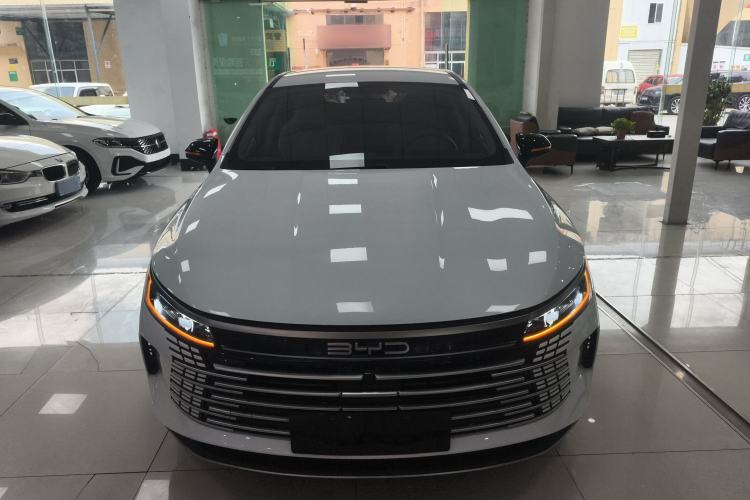 Used BYD Destroyer 05 2024 HONOR Edition DM-i 55KM Luxury Model Front