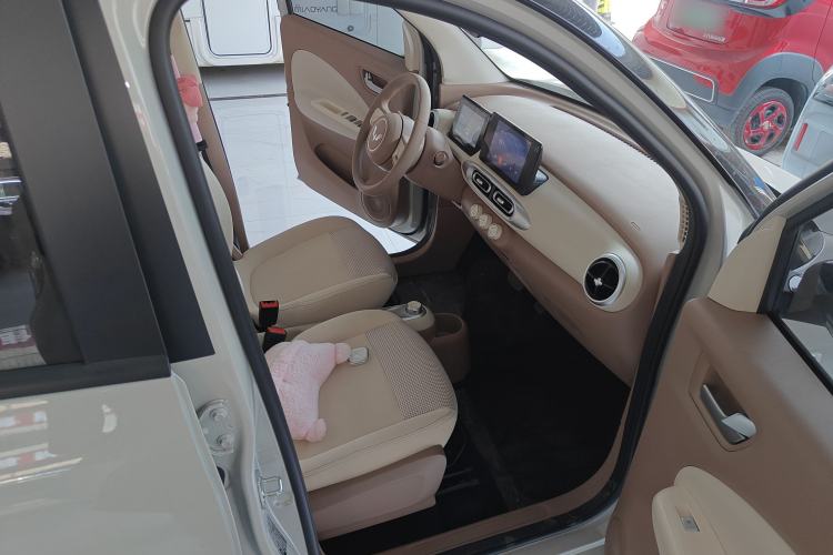 Used Wuling Hongguang MINIEV 2025 Four-Door Version Zhenxiang+ Edition Right Front Seat
