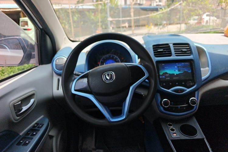 Used CHANGAN Benni E-Star 2021 National Edition Colorful Version Lithium Iron Phosphate (31.86 kWh) Steering Wheel