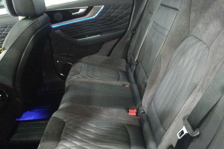 Used Hongqi HS5 2022 Revised Version 2.0T Smart Connect Flagship Edition Left Rear Seat