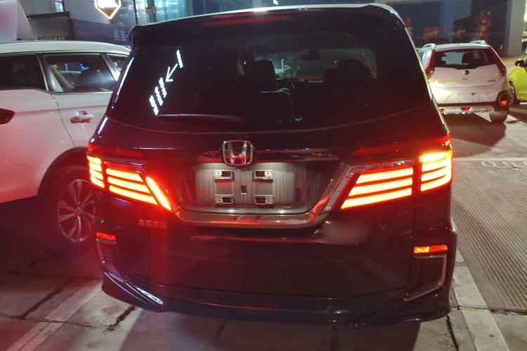 Used Honda Elysion 2019 2.0L Hybrid Luxury Edition Rear